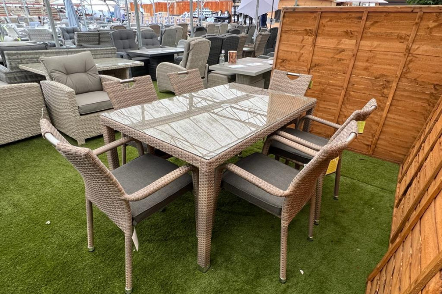 Sharnford Stacking 6 Seater Rectangular Rattan Dining Set in Cappuccino