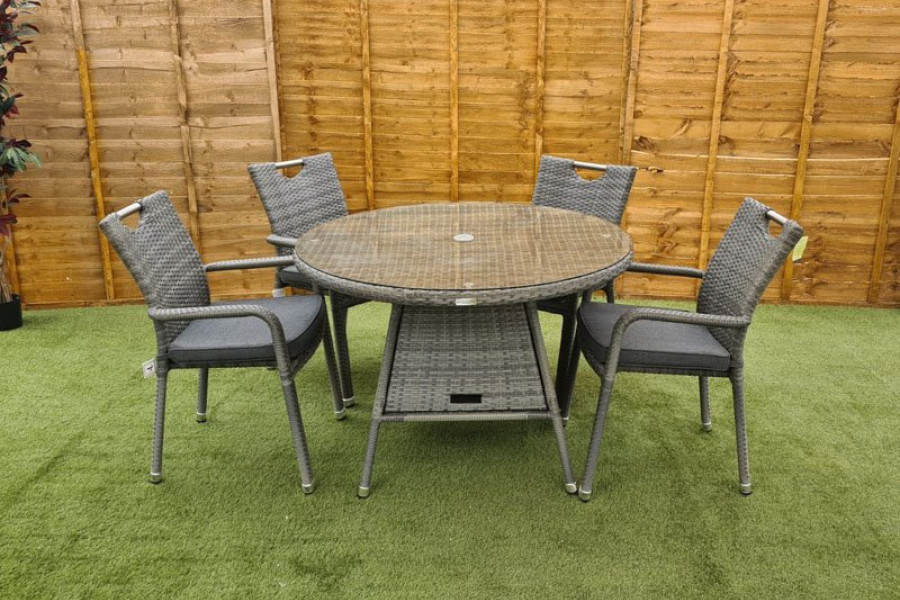 Sharnford Stacking 4 Seater Rattan Dining Set in Grey