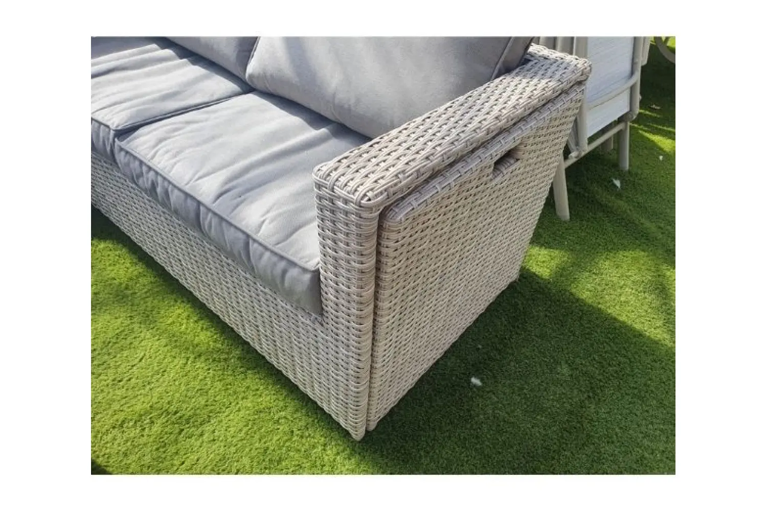 Sapcote 6pc Hideaway Lounge Set in Natural Rattan - photo 3