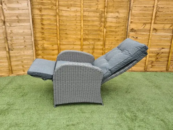 Feet up-footrest built into every chair