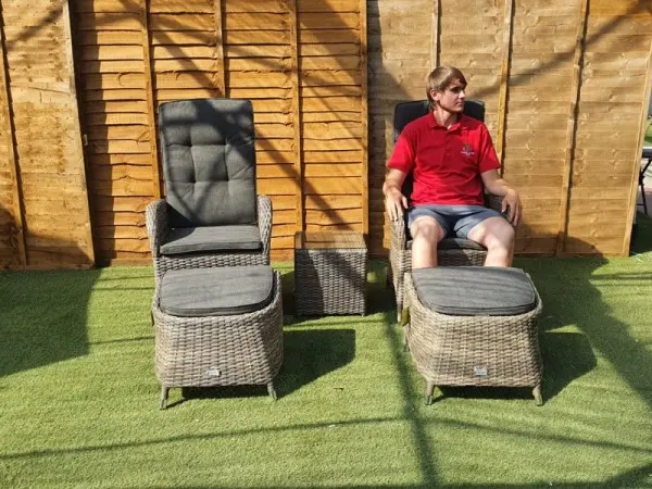 Why choose aluminium over steel outdoors?