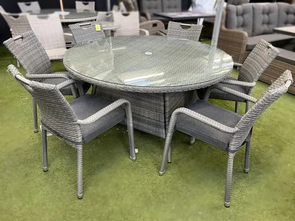 Six chairs, one tidy stack