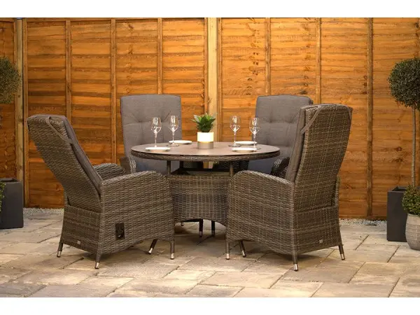 Aluminium frame: built for British damp