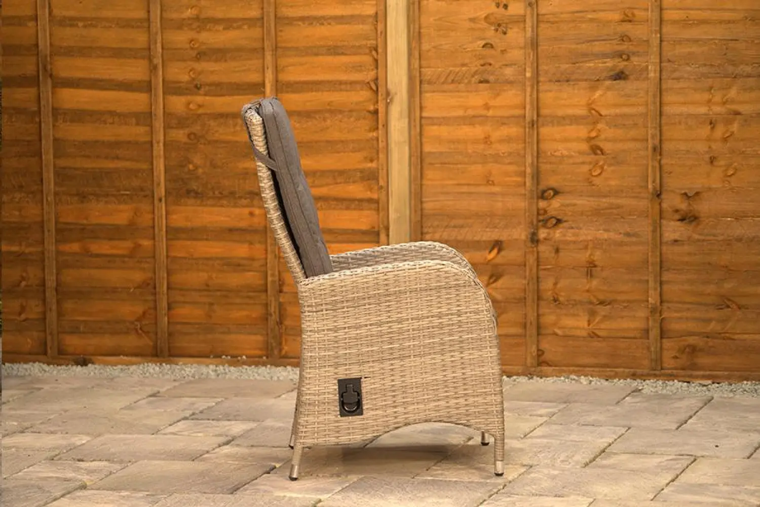 Burbage 6 Seater Round Reclining Dining Set in Silver Grey Rattan - photo 4