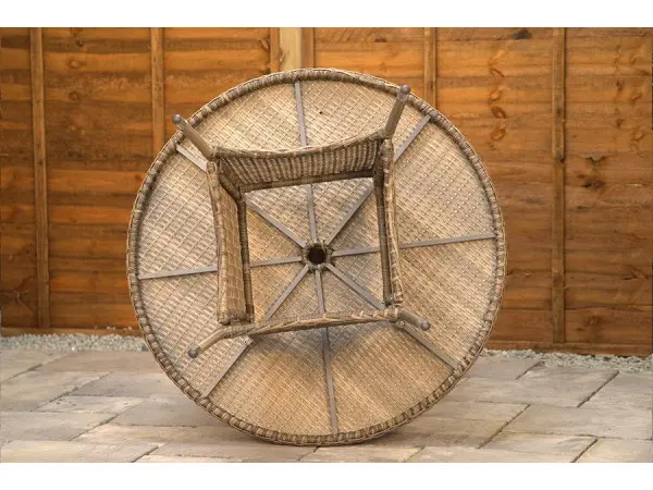 Natural rattan that suits a traditional garden