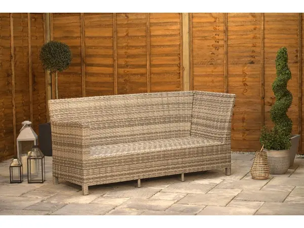 Dark grey that pairs with anthracite trim and dark paving