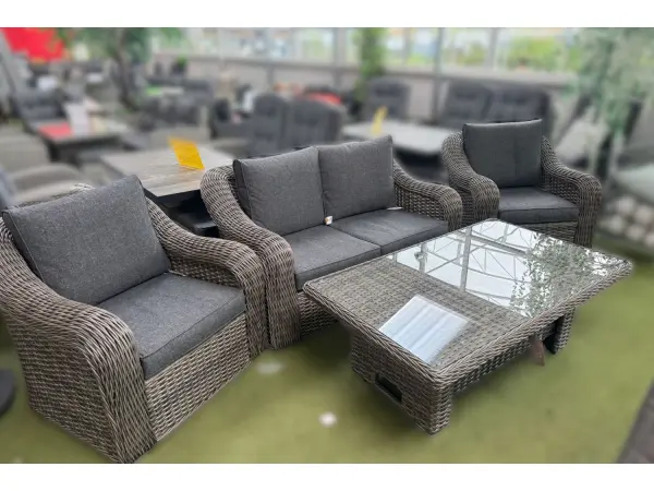 Straight sofa for patios a corner doesn't suit